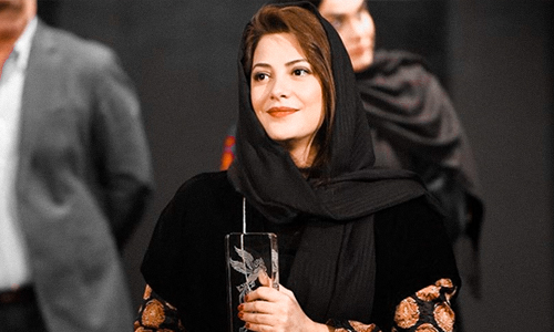 طناز طباطبایی