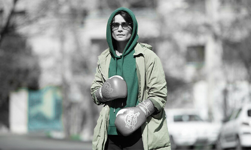 تینا آخوند تبار