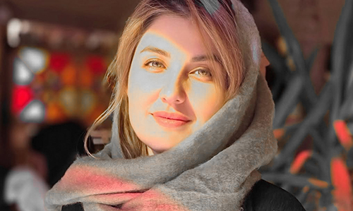 گلوریا هاردی